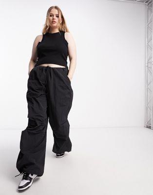 ASOS Curve  ASOS DESIGN Curve parachute cargo trouser black ǥ