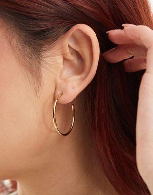 エイソス エイソス ASOS DESIGN waterproof stainless steel hoop earrings with skinny detail in gold tone レディース
