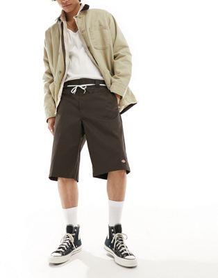 楽天サンガディッキーズ Dickies 13 inch tailored shorts in dark brown メンズ