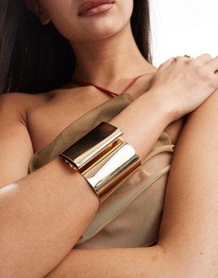 エイソス エイソス ASOS DESIGN cuff bracelet with folded detail in gold tone レディース