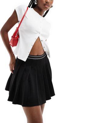 GC\X ASOS DESIGN pleated twill mini skirt with elastic waist detail in black fB[X
