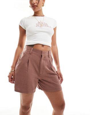 楽天サンガエイソス ASOS DESIGN relaxed dad short with linen in brown レディース