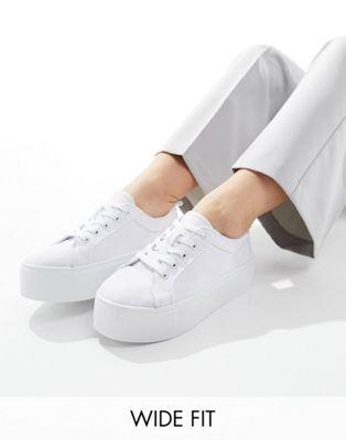 エイソス ASOS DESIGN Wide Fit Divide lace up flatform trainer in white レディース