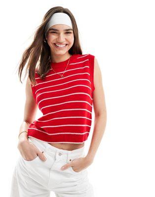 󥬤㤨֥ ASOS DESIGN knitted crew neck tank in red stripe ǥפβǤʤ9,340ߤˤʤޤ