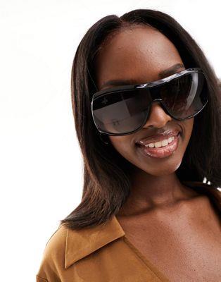 ジーパーズペーパーズ Jeepers Peepers oversized wrap sunglasses in brown ユニセックス