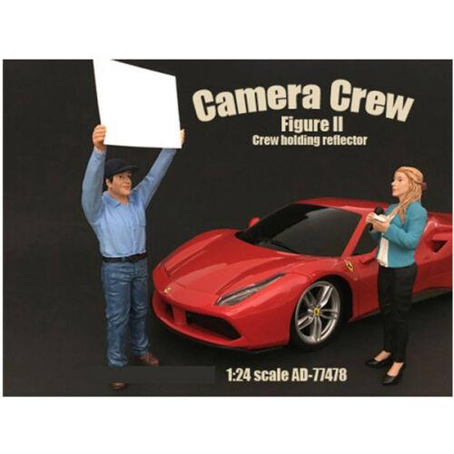 American Diorama Figure II Camera Crew Crew Holding Reflector For 1:24 Models
