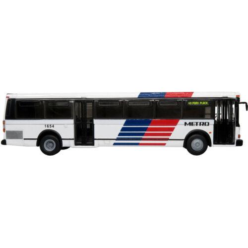 Iconic Replicas 1/87 Model Transit Bus Grumman 870 Advanced Design Metro Houston