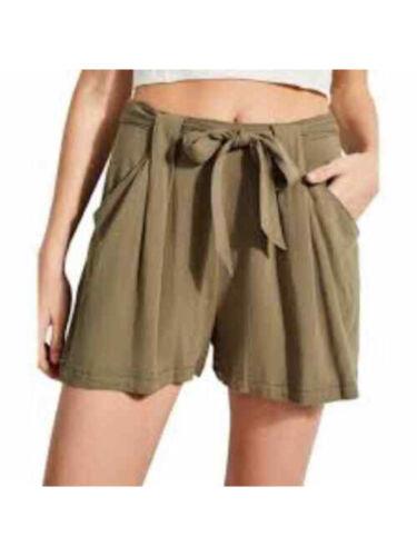 GUESS ゲス ファッション室内下着 下着 GUESS Womens Green Zippered Pocketed Attached Tie Belt High Waist Shorts 8 カラー:Green■ご注文の際は、必ずご確認ください。※こちらの商品は海外からのお取り寄せ商品となりますので、ご入金確認後、商品お届けまで3から5週間程度お時間を頂いております。※高額商品(3万円以上)は、代引きでの発送をお受けできません。※ご注文後にお客様へ「注文確認のメール」をお送りいたします。それ以降のキャンセル、サイズ交換、返品はできませんので、あらかじめご了承願います。また、ご注文をいただいてからの発注となる為、メーカー在庫切れ等により商品がご用意できない場合がございます。その際には早急にキャンセル、ご返金いたします。※海外輸入の為、遅延が発生する場合や出荷段階での付属品の箱つぶれ、細かい傷や汚れ等が発生する場合がございます。※商品ページのサイズ表は海外サイズを日本サイズに換算した一般的なサイズとなりメーカー・商品によってはサイズが異なる場合もございます。サイズ表は参考としてご活用ください。GUESS ゲス ファッション室内下着 下着 GUESS Womens Green Zippered Pocketed Attached Tie Belt High Waist Shorts 8 カラー:Green