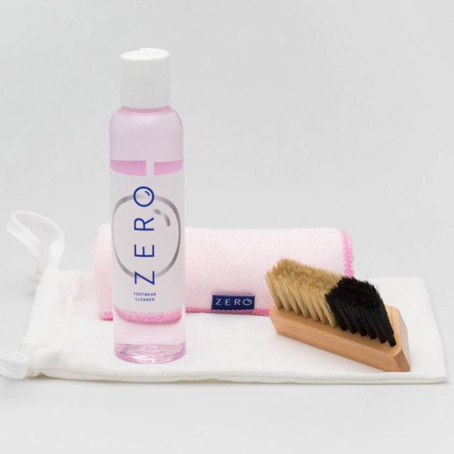 楽天サンガZero Footwear Cleaner Kit With Brush And Towel ユニセックス