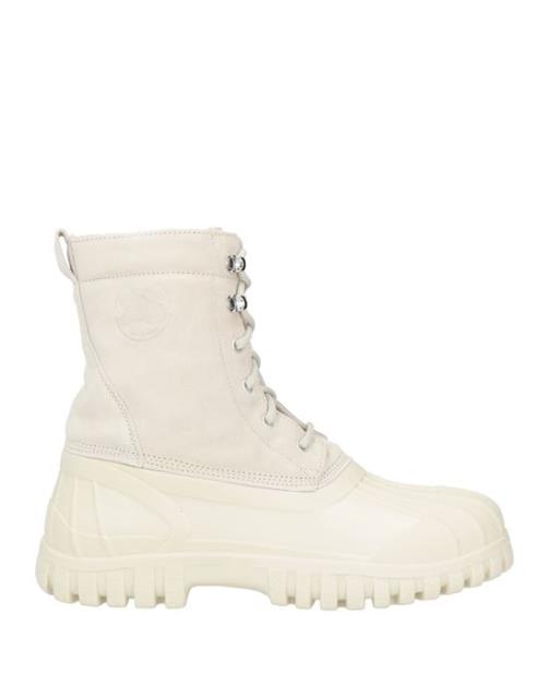 DIEMME 靴 シューズ ブーツ DIEMME Boots カラー:Ivory■ご注文の際は、必ずご確認ください。※こちらの商品は海外からのお取り寄せ商品となりますので、ご入金確認後、商品お届けまで3から5週間程度お時間を頂いております。※高額商品(3万円以上)は、代引きでの発送をお受けできません。※ご注文後にお客様へ「注文確認のメール」をお送りいたします。それ以降のキャンセル、サイズ交換、返品はできませんので、あらかじめご了承願います。また、ご注文をいただいてからの発注となる為、メーカー在庫切れ等により商品がご用意できない場合がございます。その際には早急にキャンセル、ご返金いたします。※海外輸入の為、遅延が発生する場合や出荷段階での付属品の箱つぶれ、細かい傷や汚れ等が発生する場合がございます。※商品ページのサイズ表は海外サイズを日本サイズに換算した一般的なサイズとなりメーカー・商品によってはサイズが異なる場合もございます。サイズ表は参考としてご活用ください。DIEMME 靴 シューズ ブーツ DIEMME Boots カラー:Ivory