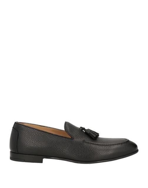 DOUCAL'S デュカルス 靴 シューズ ローファー DOUCAL&#39;S Loafers カラー:Black■ご注文の際は、必ずご確認ください。※こちらの商品は海外からのお取り寄せ商品となりますので、ご入金確認後、商品お届けまで3から5週間程度お時間を頂いております。※高額商品(3万円以上)は、代引きでの発送をお受けできません。※ご注文後にお客様へ「注文確認のメール」をお送りいたします。それ以降のキャンセル、サイズ交換、返品はできませんので、あらかじめご了承願います。また、ご注文をいただいてからの発注となる為、メーカー在庫切れ等により商品がご用意できない場合がございます。その際には早急にキャンセル、ご返金いたします。※海外輸入の為、遅延が発生する場合や出荷段階での付属品の箱つぶれ、細かい傷や汚れ等が発生する場合がございます。※商品ページのサイズ表は海外サイズを日本サイズに換算した一般的なサイズとなりメーカー・商品によってはサイズが異なる場合もございます。サイズ表は参考としてご活用ください。DOUCAL'S デュカルス 靴 シューズ ローファー DOUCAL&#39;S Loafers カラー:Black