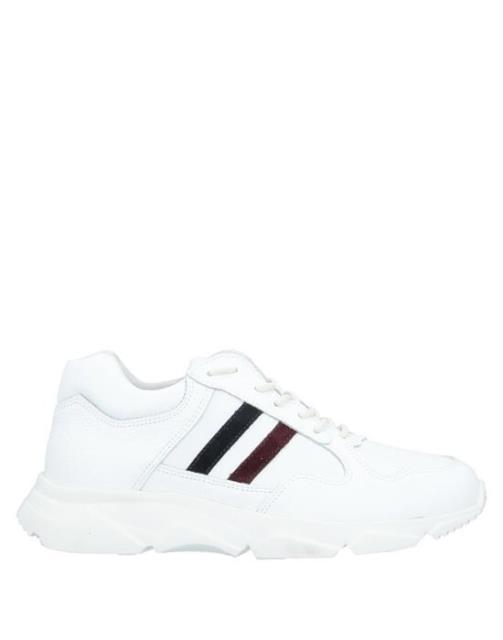 ELEVENTY エレベンティ 靴 シューズ スニーカー ELEVENTY Sneakers カラー:White■ご注文の際は、必ずご確認ください。※こちらの商品は海外からのお取り寄せ商品となりますので、ご入金確認後、商品お届けまで3から5週間程度お時間を頂いております。※高額商品(3万円以上)は、代引きでの発送をお受けできません。※ご注文後にお客様へ「注文確認のメール」をお送りいたします。それ以降のキャンセル、サイズ交換、返品はできませんので、あらかじめご了承願います。また、ご注文をいただいてからの発注となる為、メーカー在庫切れ等により商品がご用意できない場合がございます。その際には早急にキャンセル、ご返金いたします。※海外輸入の為、遅延が発生する場合や出荷段階での付属品の箱つぶれ、細かい傷や汚れ等が発生する場合がございます。※商品ページのサイズ表は海外サイズを日本サイズに換算した一般的なサイズとなりメーカー・商品によってはサイズが異なる場合もございます。サイズ表は参考としてご活用ください。ELEVENTY エレベンティ 靴 シューズ スニーカー ELEVENTY Sneakers カラー:White