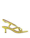 BIBI LOU 靴 シューズ サンダル BIBI LOU Sandals カラー:Acid green■ご注文の際は、必ずご確認ください。※こちらの商品は海外からのお取り寄せ商品となりますので、ご入金確認後、商品お届けまで3から5週間程度お時間を頂いております。※高額商品(3万円以上)は、代引きでの発送をお受けできません。※ご注文後にお客様へ「注文確認のメール」をお送りいたします。それ以降のキャンセル、サイズ交換、返品はできませんので、あらかじめご了承願います。また、ご注文をいただいてからの発注となる為、メーカー在庫切れ等により商品がご用意できない場合がございます。その際には早急にキャンセル、ご返金いたします。※海外輸入の為、遅延が発生する場合や出荷段階での付属品の箱つぶれ、細かい傷や汚れ等が発生する場合がございます。※商品ページのサイズ表は海外サイズを日本サイズに換算した一般的なサイズとなりメーカー・商品によってはサイズが異なる場合もございます。サイズ表は参考としてご活用ください。BIBI LOU 靴 シューズ サンダル BIBI LOU Sandals カラー:Acid green