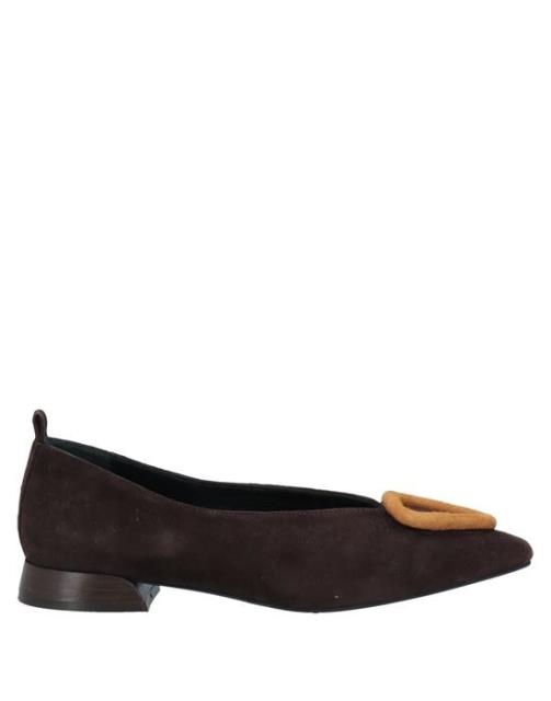 SILVIA ROSSINI 靴 シューズ ダンスシューズ SILVIA ROSSINI Ballet flats カラー:Dark brown■ご注文の際は、必ずご確認ください。※こちらの商品は海外からのお取り寄せ商品となりますので、ご入金確認後、商品お届けまで3から5週間程度お時間を頂いております。※高額商品(3万円以上)は、代引きでの発送をお受けできません。※ご注文後にお客様へ「注文確認のメール」をお送りいたします。それ以降のキャンセル、サイズ交換、返品はできませんので、あらかじめご了承願います。また、ご注文をいただいてからの発注となる為、メーカー在庫切れ等により商品がご用意できない場合がございます。その際には早急にキャンセル、ご返金いたします。※海外輸入の為、遅延が発生する場合や出荷段階での付属品の箱つぶれ、細かい傷や汚れ等が発生する場合がございます。※商品ページのサイズ表は海外サイズを日本サイズに換算した一般的なサイズとなりメーカー・商品によってはサイズが異なる場合もございます。サイズ表は参考としてご活用ください。SILVIA ROSSINI 靴 シューズ ダンスシューズ SILVIA ROSSINI Ballet flats カラー:Dark brown