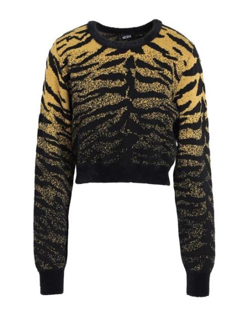 GCDS ファッション セーター GCDS Sweaters カラー:Black■ご注文の際は、必ずご確認ください。※こちらの商品は海外からのお取り寄せ商品となりますので、ご入金確認後、商品お届けまで3から5週間程度お時間を頂いております。※高額商品(3万円以上)は、代引きでの発送をお受けできません。※ご注文後にお客様へ「注文確認のメール」をお送りいたします。それ以降のキャンセル、サイズ交換、返品はできませんので、あらかじめご了承願います。また、ご注文をいただいてからの発注となる為、メーカー在庫切れ等により商品がご用意できない場合がございます。その際には早急にキャンセル、ご返金いたします。※海外輸入の為、遅延が発生する場合や出荷段階での付属品の箱つぶれ、細かい傷や汚れ等が発生する場合がございます。※商品ページのサイズ表は海外サイズを日本サイズに換算した一般的なサイズとなりメーカー・商品によってはサイズが異なる場合もございます。サイズ表は参考としてご活用ください。GCDS ファッション セーター GCDS Sweaters カラー:Black
