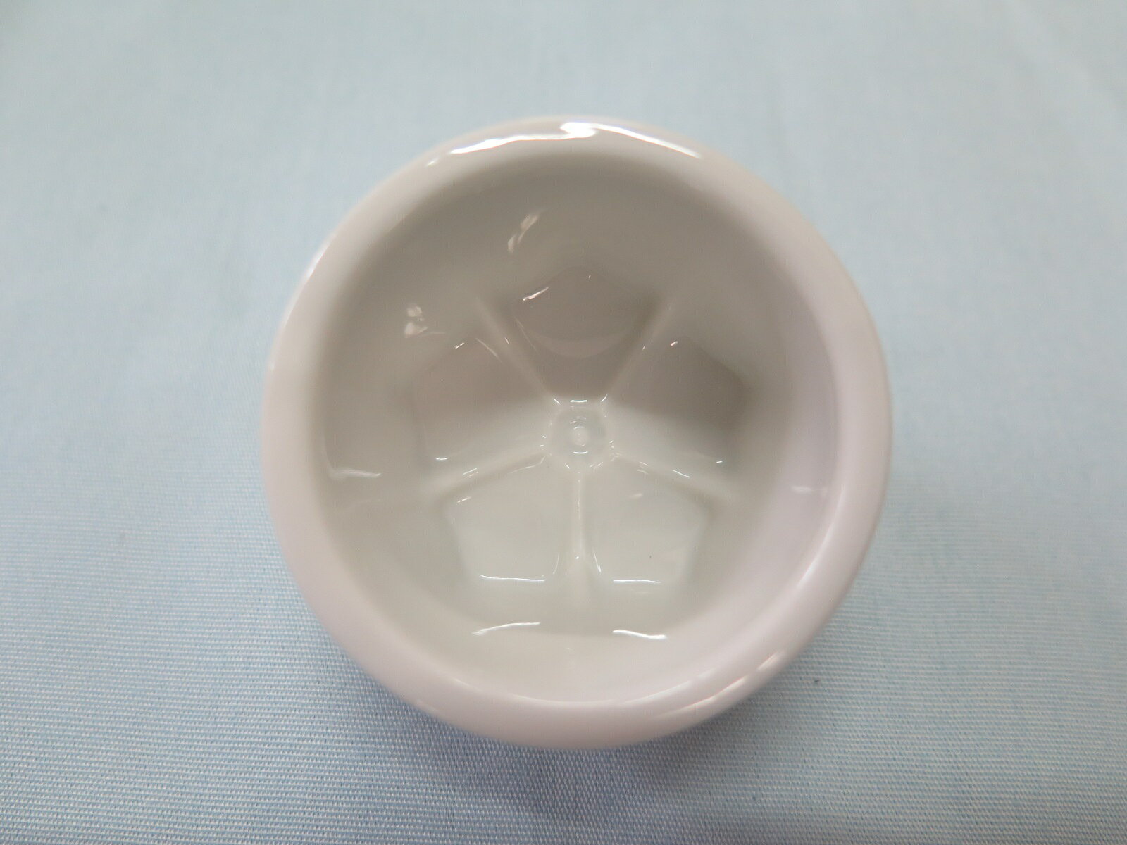 デザート作りゼリーの型　水仙43幅X43長さX30高さ(mm)容量38CC