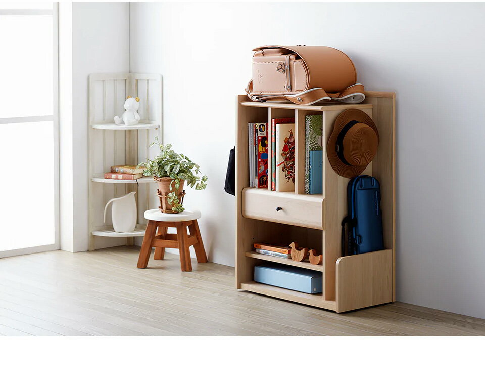 【大決算SALE開催中】ランドセルラック 幅58 おしゃれ 白 ナチュラル 隠せる ランドセル置き キッズ 仕切り 子供部屋 リビング収納ラック キャスター付き 約 幅60 ランドセルラック 木製 キャスター 整理整頓 文具 学用品 教科書 収納棚 引き出し 筆記用具 [2]