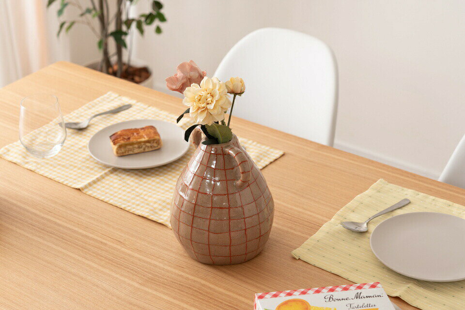 フラワーベース 花瓶 花びん かびん フラワースタンド 陶器 北欧 おしゃれ ドライフラワー シンプル 艶 生花 枝物 卓上 床置き 陶器製 和モダン モダン レトロ ベーシック インテリア 寝室 リビング 玄関 廊下 室内