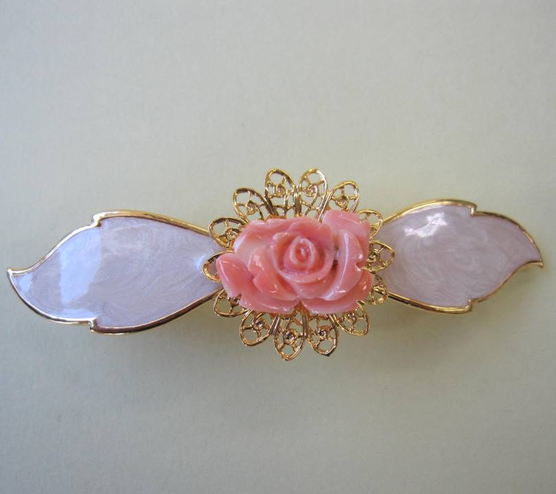 ピンク珊瑚 薔薇 バレッタ 髪留め コーラル ヘアアクセサリー 宝石サンゴ 珊瑚婚 還暦 誕生日 御祝 厄除 御守 3月の誕生石 ギフト プレゼント 結婚35周...