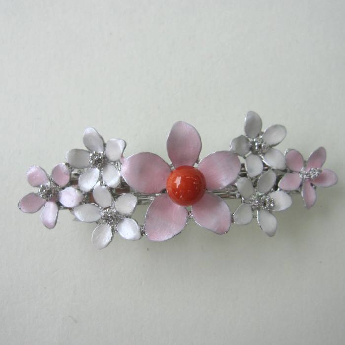 日本・高知産赤珊瑚 バレッタ 7.6ミリ玉 髪留め 『宝石サンゴ』 珊瑚婚 還暦 誕生日 御祝 厄除 御守 3月の誕生石 ギフト プレゼント 結婚35周年 珊瑚職人