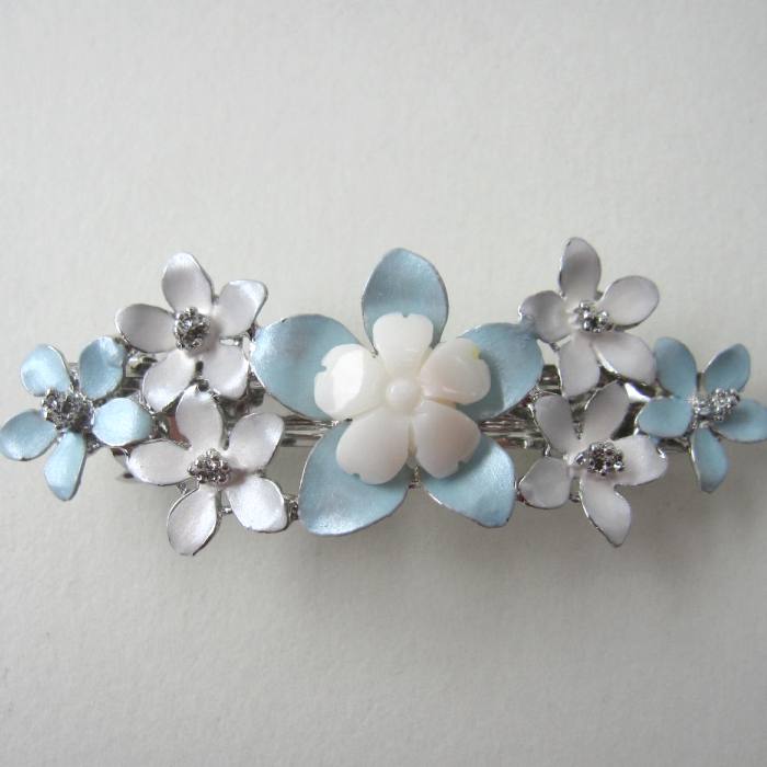 白珊瑚 桜の花 バレッタ 髪留め コーラル ヘアアクセサリー 『宝石サンゴ』 珊瑚婚 還暦 誕生日 御祝 厄除 御守 3月の誕生石 ギフト プレゼント 結婚35...