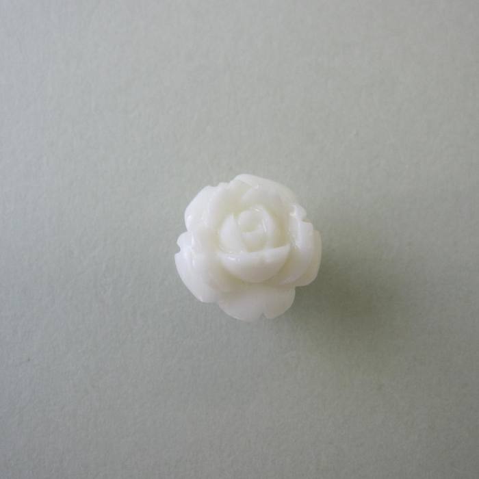 白珊瑚　ブローチ　花と鈴 宝石珊瑚 ブローチ020 【商品紹介動画が商品説明からご覧いただけます