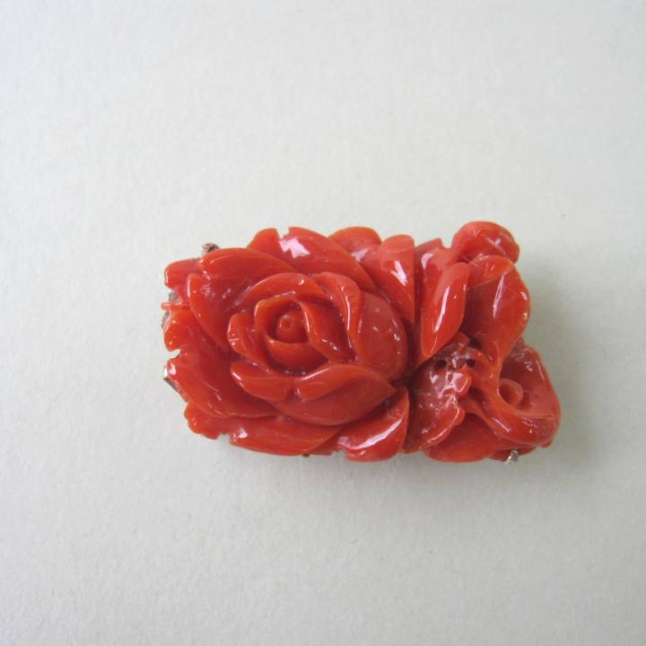 日本高知産赤珊瑚美しい薔薇の花ブロ...