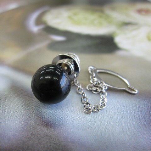 黒珊瑚 丸玉のタイタック タイピン (11ミリ) メンズアクセ ラペルピン 宝石サンゴ 珊瑚婚 還暦 誕生日 御祝 厄除 御守 3月の誕生石 ギフト プレゼント...