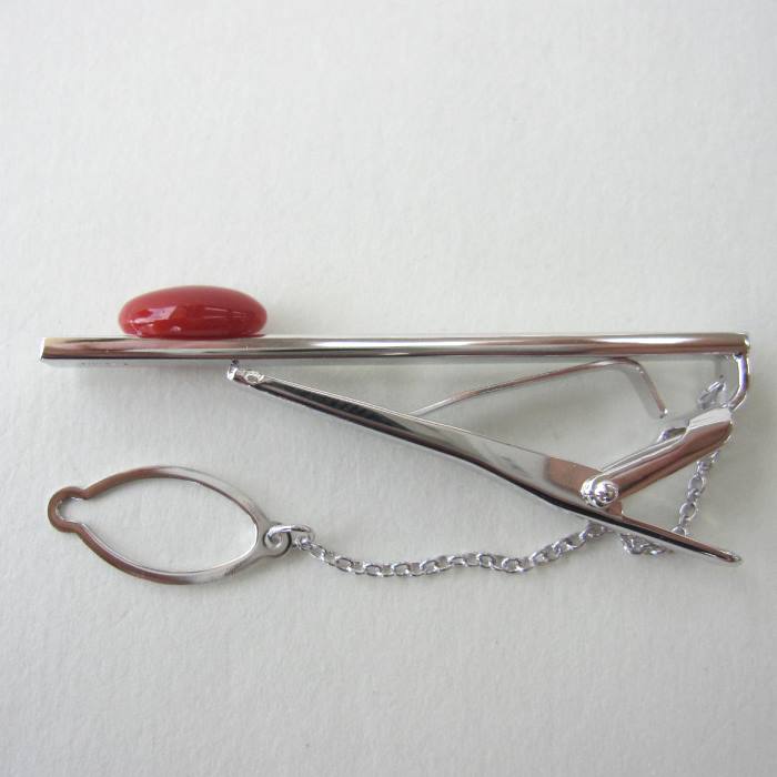 日本 高知産血赤珊瑚 タイピン ネクタイピン タイバー メンズアイテム 宝石サンゴ 珊瑚婚 還暦 誕生日 御祝 厄除 御守 3月の誕生石 ギフト プレゼント 結婚35周年 珊瑚職人