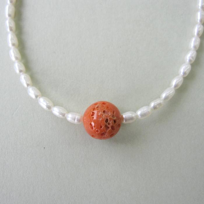 桃珊瑚 す玉 淡水パール ネックレス （11.3ミリ） 真鍮 宝石サンゴ 珊瑚婚 還暦 誕生日 御祝 厄除 御守 3月の誕生石 ギフト プレゼント 結婚35周年 珊瑚職人