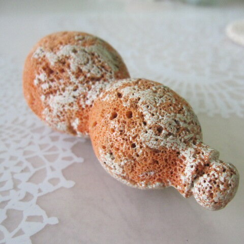 桃珊瑚 ジャンボ瓢箪 置物 縁起物 ひょうたん 宝石サンゴ 珊瑚婚 還暦 誕生日 御祝 厄除 御守 3月の誕生石 ギフト プレゼント 結婚35周年 珊瑚職人