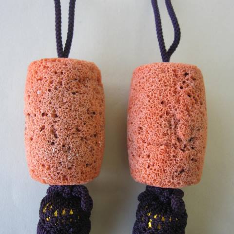 天然 桃珊瑚 風鎮 正絹 手作り インテリア 宝石サンゴ 珊瑚婚 還暦 誕生日 御祝 厄除 御守 3月の誕生石 ギフト プレゼント 結婚35周年 珊瑚職人