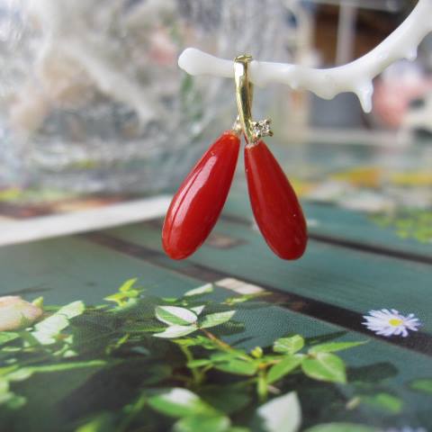 日本・高知産赤珊瑚 ペンダントトップ K18 ダイヤモンド0.01ct ドロップ 『宝石サンゴ』 珊瑚婚 還暦 誕生日 御祝 厄除 御守 3月の誕生石 ギフト プレゼント 結婚35周年 珊瑚職人