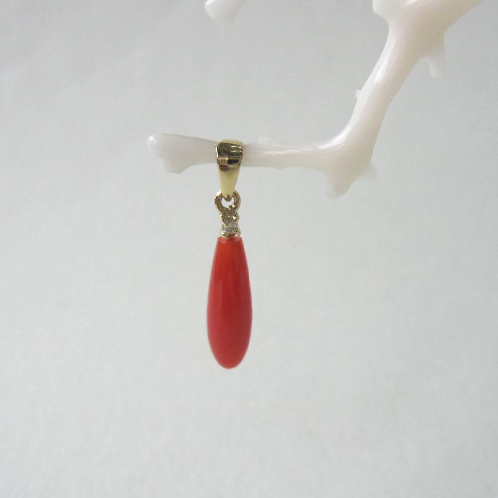 日本 高知産赤珊瑚 ドロップ ペンダントトップ K18 ダイヤモンド0.01ct 宝石サンゴ 珊瑚婚 還暦 誕生日 御祝 厄除 御守 3月の誕生石 ギフト プレゼント 結婚35周年 珊瑚職人