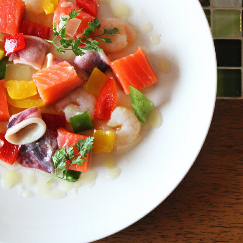 富士山サーモンのサルピコン 2人前 / 冷凍 冷菜 前菜　レストランの味　華やか　とろける　トラウトサーモン　高たんぱく　低コレステロール　自家製ドレッシング　ディナー