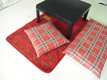【半額!楽天スーパーSALE期間限定】こたつペット 長方形 95×145cm 起毛 格子 チェック 無地 ラグ マット 暖か あったか 暖かい おしゃれ かわいい 選べる4色 こたつ 中敷 中敷き ラグ こたつマット コタツ 冬 95×145 マット