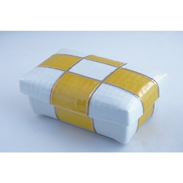 黄交趾釉パール市松　角蓋物　有田焼　日本製　蓋物　煮物碗　お刺身　和食器 かっぱ橋 料理道具のデパ..