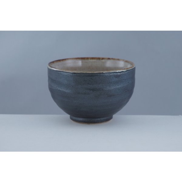 鉄黒　姫小丼　美濃焼　日本製　お茶碗　茶碗　丼　小丼　和食器 かっぱ橋 料理道具のデパート三起堂 ..