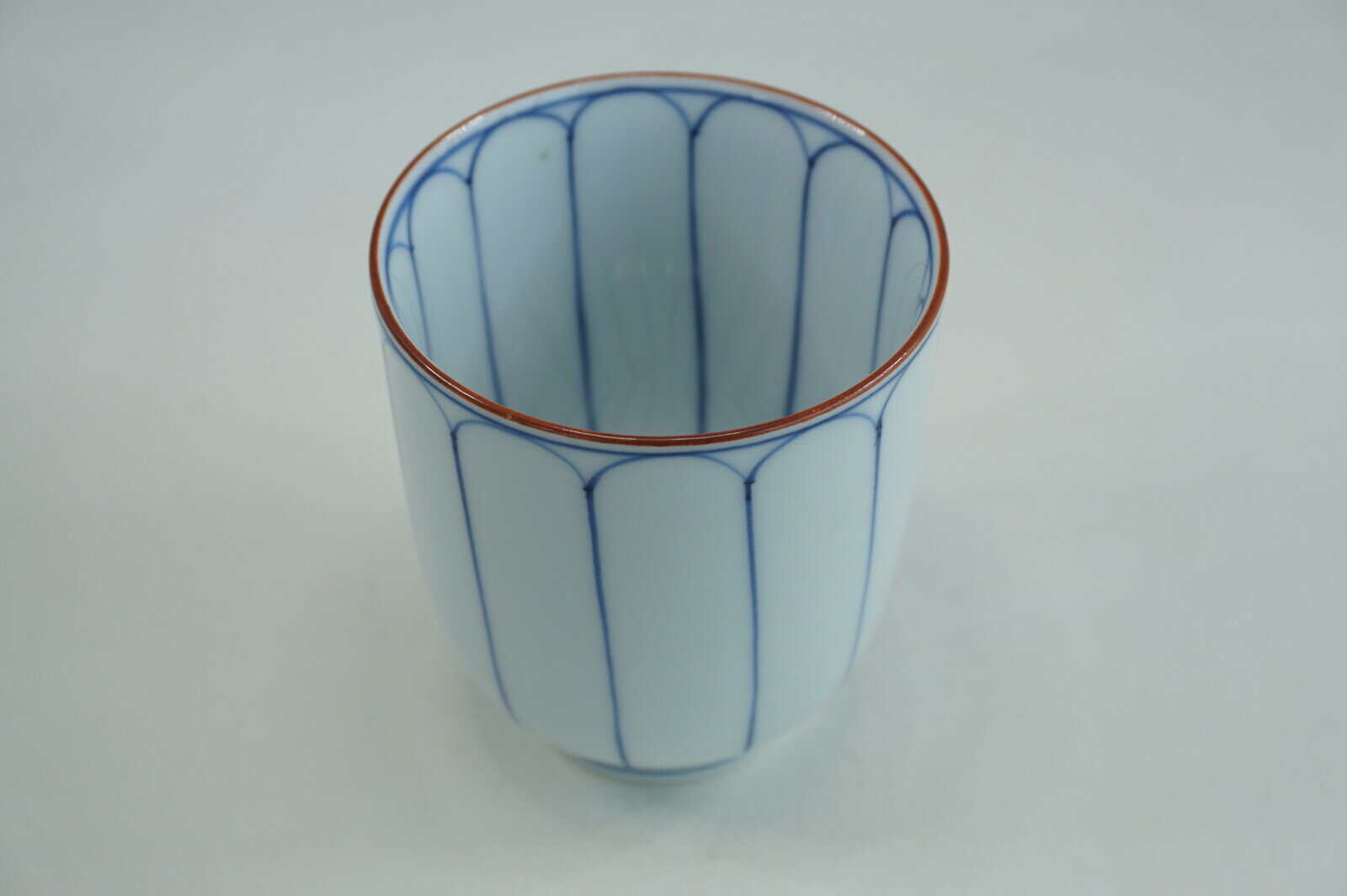 Rakuten - 渕さび菊割り　コップ/大　有田焼　日本製　湯呑　お茶　和食器 かっぱ橋 料理道具のデパート三起堂 煌彩