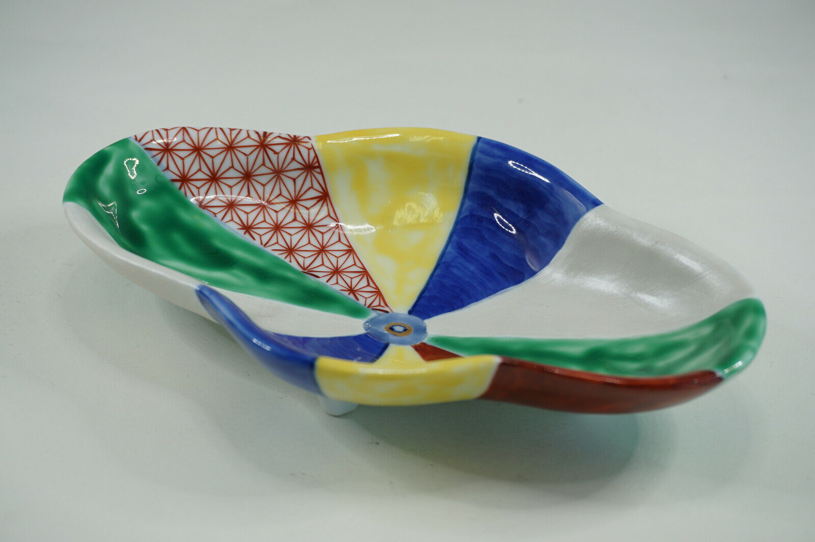 新品未使用　有田焼 紙風船両上り小判皿２枚セット② 楽天市場】【アウトレット】【まるふくオリジナル】有田焼