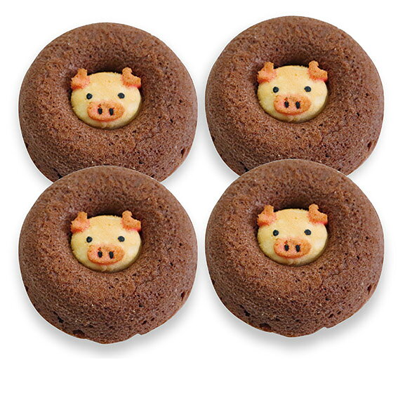 ココア味（ブタ）4個セット 北九州の洋菓子の名店「ドルチェ・ディ・ロッカ・カリーノ」が展開する、かわいい動物たちが顔を出す「ZOONUTS（ズーナッツ）」。動物たちの細かい特徴や、表情まで、パティシエがこだわって作っているのがカリーノのこだわりです。九州産の原料をメインに使用したヘルシーな焼きドーナツは、大人から子供までたいへん喜ばれています。 当ショップは、「ドルチェ・ディ・ロッカ・カリーノ」のオフィシャル販売店ですので、幅広いアイテム展開と、オフィシャル店限定の「MIXフレーバーシリーズ」も購入可能です。