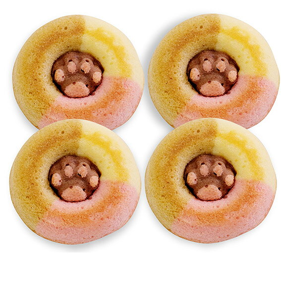 ミックスフレーバー（肉球／チーズ・モカ・クランベリー）4個セット。 北九州の洋菓子の名店「ドルチェ・ディ・ロッカ・カリーノ」が展開する、かわいい動物たちが顔を出す「ZOONUTS（ズーナッツ）」。動物たちの細かい特徴や、表情まで、パティシエがこだわって作っているのがカリーノのこだわりです。九州産の原料をメインに使用したヘルシーな焼きドーナツは、大人から子供までたいへん喜ばれています。 当ショップは、「ドルチェ・ディ・ロッカ・カリーノ」のオフィシャル販売店ですので、幅広いアイテム展開と、オフィシャル店限定の「MIXフレーバーシリーズ」も購入可能です。