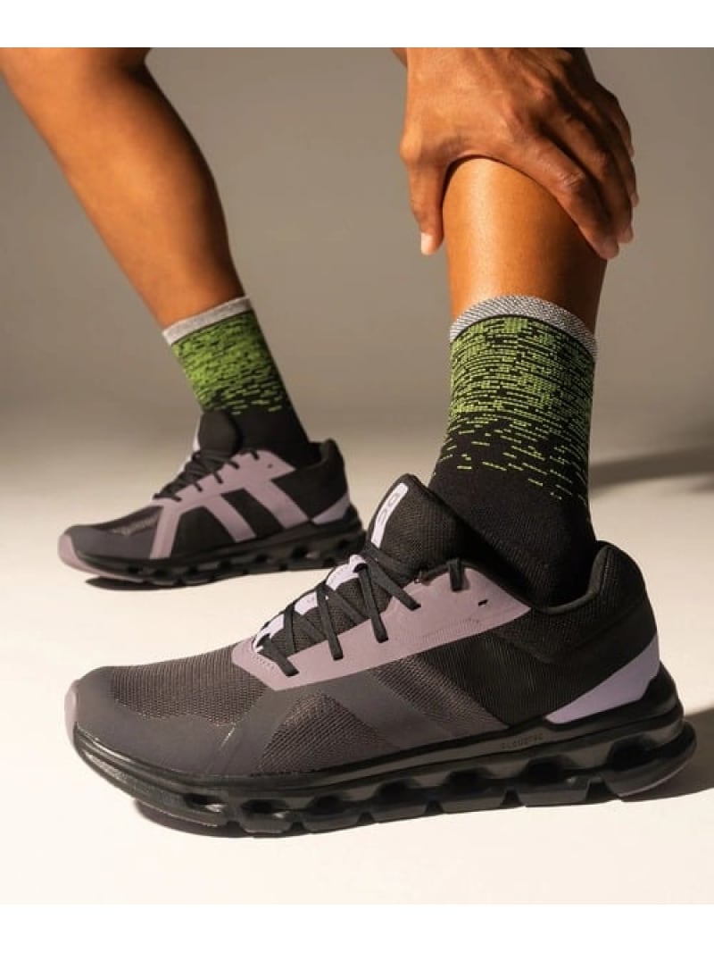 Feetures/フィーチャーズ ELITE MINI CREW REFLECTIVE YARNS (MENS/WOMENS) GSC GOODS & SHOES SELECT ゴースローキャラバン 靴下・レッグウェア 靴下 ブラック[Rakuten Fashion]