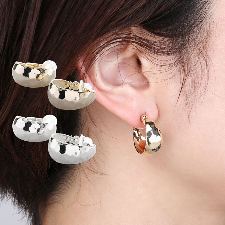 バンピー フープ ワンタッチ イヤリング ニッケルフリー 低アレルギー 素材 金属アレルギー 【ネコポスで送料無料】【返品交換不可】 浴衣 に 合う ギフト プ...