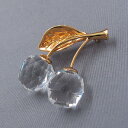 スワロフスキー サクランボ・ブローチ 【Aランク】【中古】