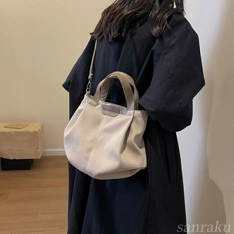 【送料無料】トートバッグ 斜めがけ 大容量 軽量 バッグ レディース 軽い 斜めがけバッグ バッグ トート ショルダー バッグ 2way 鞄 かばん カバン 大きめ キャンバス 大容