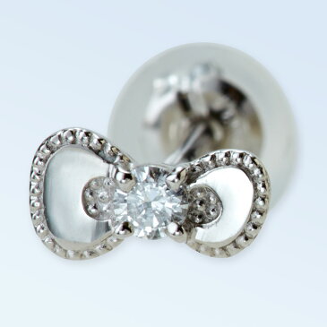 【Hello Kitty】 プラチナ ミーツ ハローキティ ダイヤモンドピアス