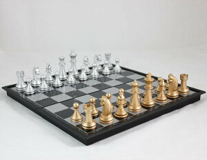 チェス【32×32cm】 折りたたみ 本格サイズ チェスセット マグネット 式 テーブルゲーム