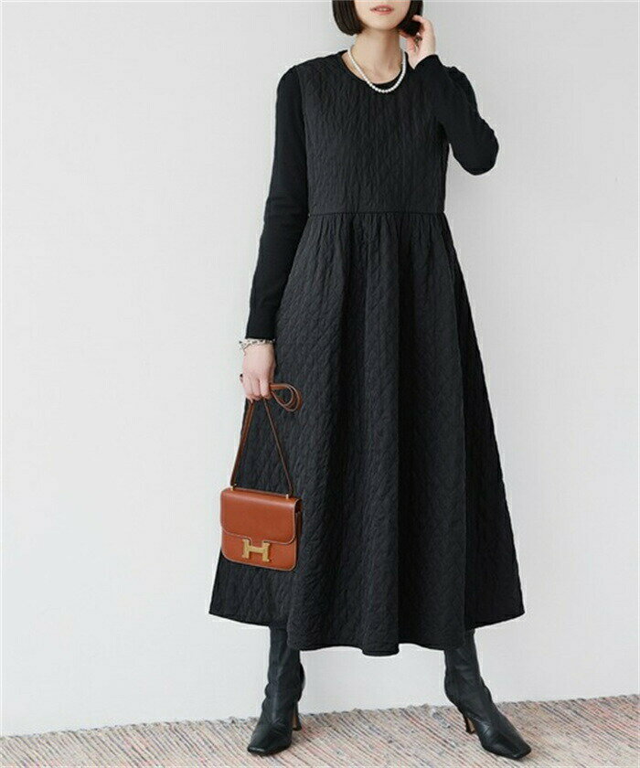 キルティングワンピース レディース キルティング 秋冬 ロングワンピース ロング ノースリーブ ロング丈 ミモレ丈 ハイウエスト バックリボン フレア ゆったり きれいめ 袖なし ワンピ