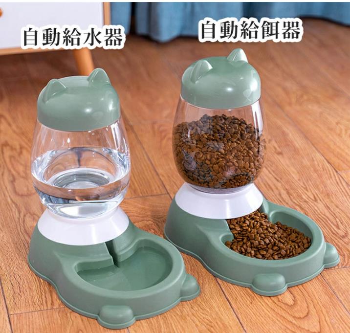 自動給水器 ペット 電気不要 給水器 2.2L 大容量 猫 犬 自動給餌器 ペットボトル ペット ウォーターボトル ウォーターディスペンサー ペット用品 中小型犬用 猫 お留守番対策 ペットグッズ 便利 おしゃれ かわいい 2